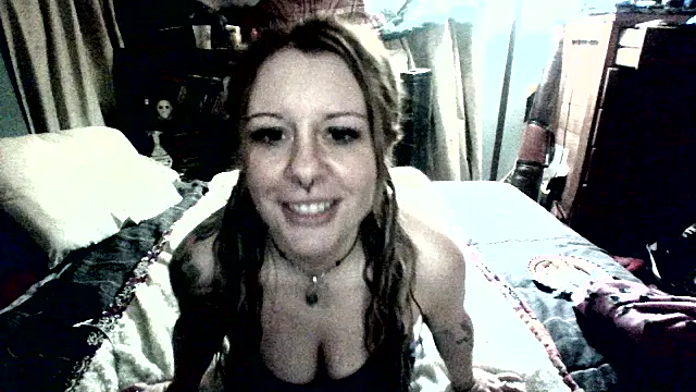 Snapshot of adirajade chatting on 27, 3, 2026 adirajade online show from 27, 3, 2026