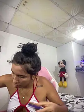 Snapshot of Blowjob-Queen_ chatting on 4, 4, 2026 Blowjob-Queen online show from 4, 4, 2026