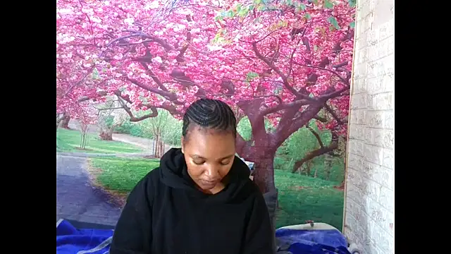 Snapshot of ebonysativa chatting on 9, 5, 2026 ebonysativa online show from 9, 5, 2026