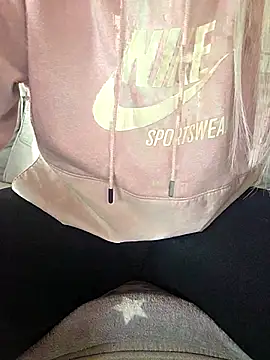 SellenaGomez online show from 3, 4, 2026