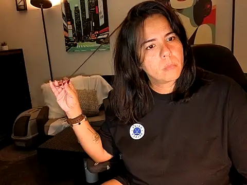 HannaJonns online show from 8, 6, 2026