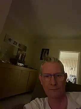 Snapshot of kurtyhotty chatting on 22, 3, 2026 kurtyhotty online show from 22, 3, 2026