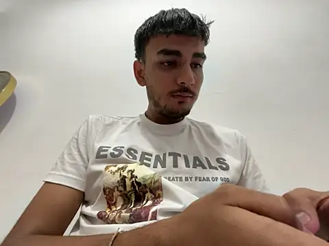 Velvet man online show from 25, 3, 2026