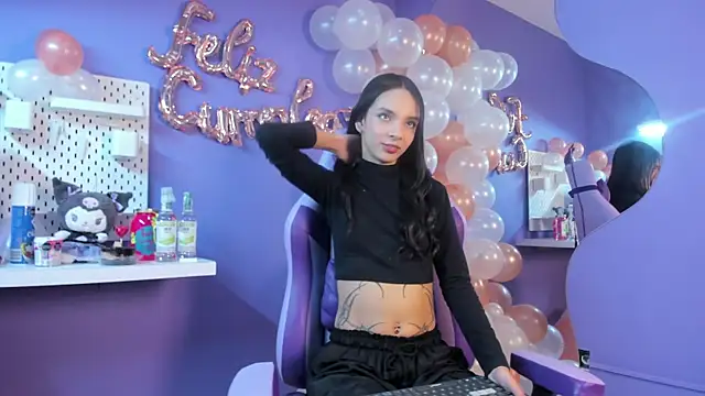 Zoe 444 online show from 12, 4, 2026