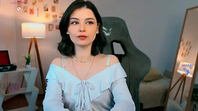 rebbekkakowalski online show from 30, 4, 2026