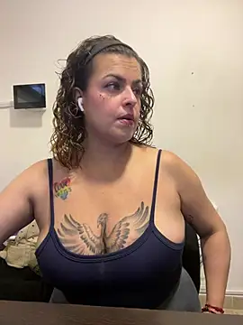 MiaHotboobs online show from 5, 7, 2026