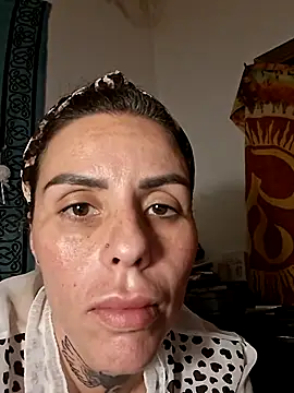 chiquitilla41 online show from 20, 4, 2026