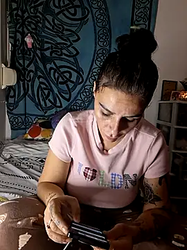 chiquitilla41 online show from 30, 4, 2026