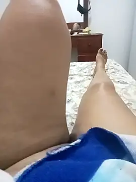 Snapshot of sexymomsn chatting on 8, 7, 2026 sexymomsn online show from 8, 7, 2026