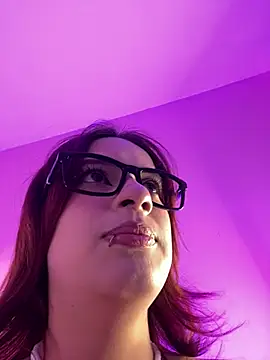 steffmontespink18 online show from 25, 5, 2026