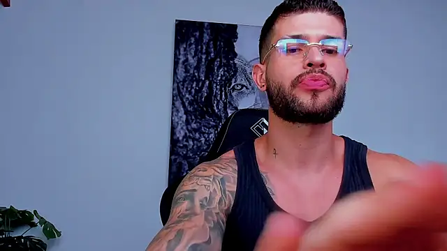 Snapshot of Santos_ramirez1 chatting on 25, 6, 2026 Santos ramirez1 online show from 25, 6, 2026