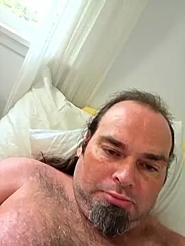 Snapshot of RickErtler chatting on 14, 4, 2026 RickErtler online show from 14, 4, 2026