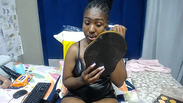 Snapshot of Candylips22 chatting on 11, 6, 2026 Candylips22 online show from 11, 6, 2026