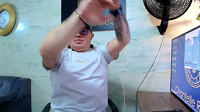 maximo daddy online show from 5, 5, 2026