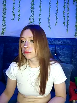 Amber prada online show from 18, 4, 2026