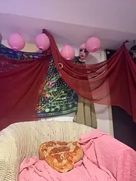 Snapshot of mango-kitty chatting on 21, 4, 2026 mango-kitty online show from 21, 4, 2026