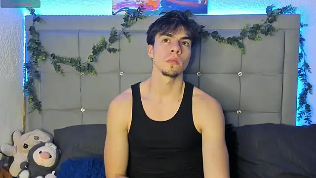 nate love7 online show from 9, 4, 2026