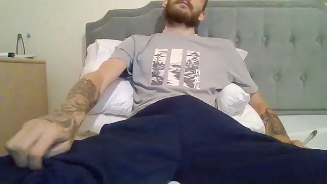 feetlovrr94 online show from 8, 5, 2026