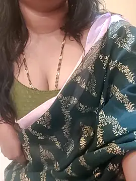 Snapshot of Ramya_456 chatting on 4, 6, 2026 Ramya 456 online show from 4, 6, 2026