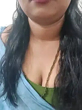 Snapshot of Ramya_456 chatting on 20, 6, 2026 Ramya 456 online show from 20, 6, 2026