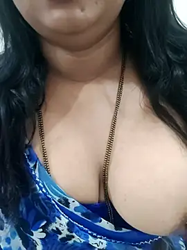 Snapshot of Ramya_456 chatting on 15, 7, 2026 Ramya 456 online show from 15, 7, 2026