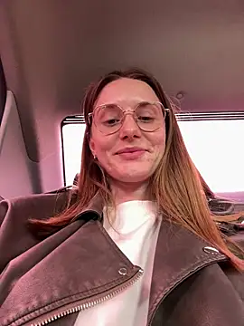 FReyja 44 online show from 20, 4, 2026