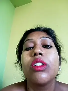 bannerjeesneha20 online show from 3, 5, 2026