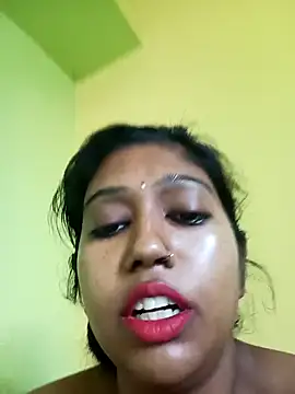 bannerjeesneha20 online show from 6, 5, 2026