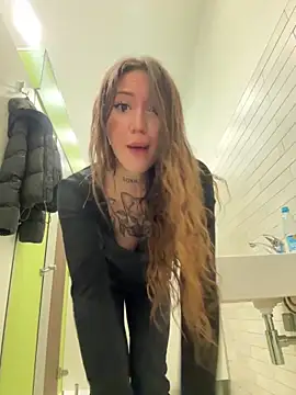 SaintSquirt online show from 27, 5, 2026