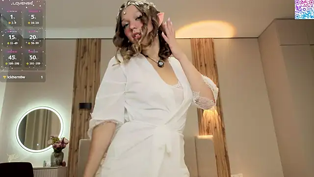 Snapshot of lunar_ameli chatting on 5, 7, 2026 lunar ameli online show from 5, 7, 2026