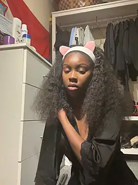 k ashantixx online show from 8, 4, 2026