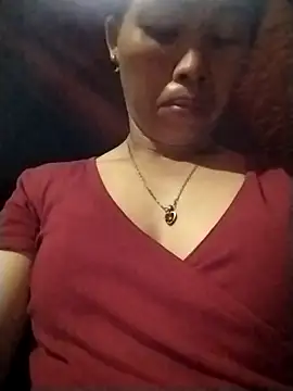 Snapshot of Ely-cute2k chatting on 27, 4, 2026 Ely-cute2k online show from 27, 4, 2026