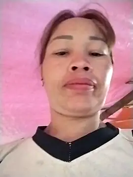 Snapshot of Ely-cute2k chatting on 5, 5, 2026 Ely-cute2k online show from 5, 5, 2026