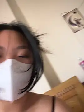 quynhanh08 online show from 20, 4, 2026