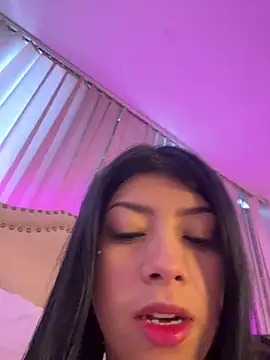 emilydolly  online show from 31, 3, 2026