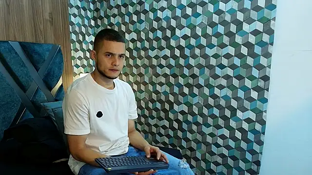Joaho Fernandez online show from 25, 5, 2026