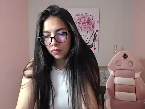 Snapshot of Selena_G_x chatting on 27, 3, 2026 Selena G x online show from 27, 3, 2026