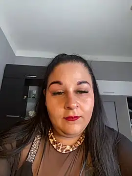 Snapshot of Szandra26 chatting on 5, 4, 2026 Szandra26 online show from 5, 4, 2026