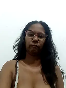 Karen La Flaca online show from 28, 3, 2026