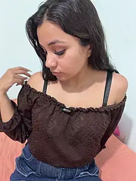 Colochitapupy online show from 30, 4, 2026
