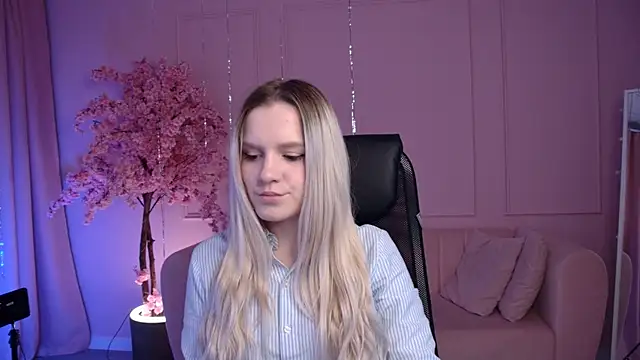 SherriButlers online show from 13, 4, 2026