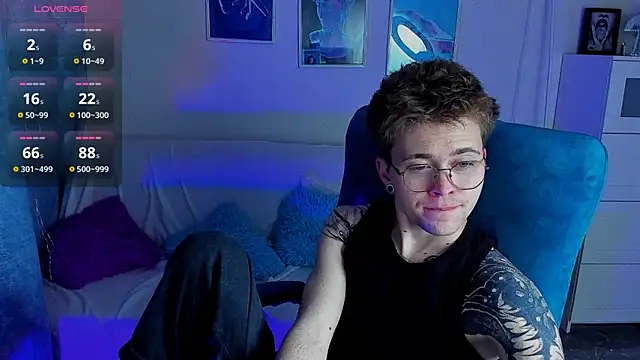 Snapshot of Thomas_Norton chatting on 8, 7, 2026 Thomas Norton online show from 8, 7, 2026