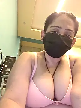 Snapshot of sonalidey5564 chatting on 1, 4, 2026 sonalidey5564 online show from 1, 4, 2026