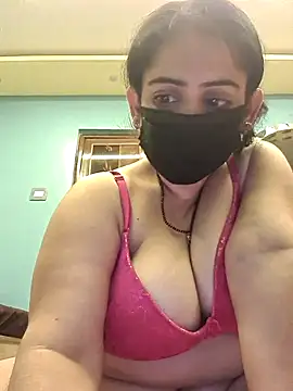 Snapshot of sonalidey5564 chatting on 5, 4, 2026 sonalidey5564 online show from 5, 4, 2026