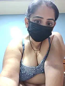 Snapshot of sonalidey5564 chatting on 6, 4, 2026 sonalidey5564 online show from 6, 4, 2026