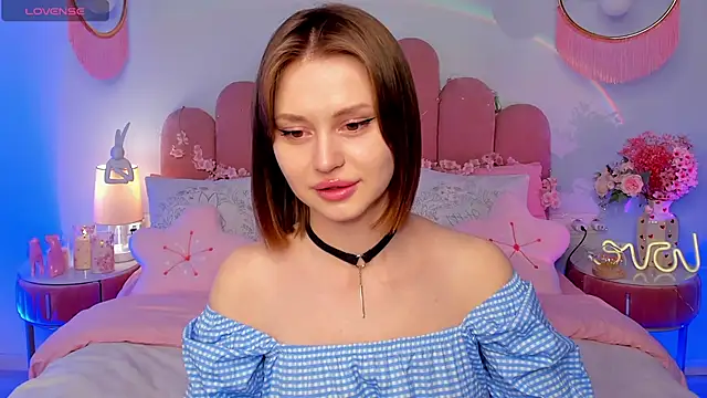 MariLew online show from 15, 4, 2026