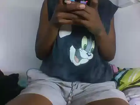 Snapshot of kamza37 chatting on 31, 3, 2026 kamza37 online show from 31, 3, 2026