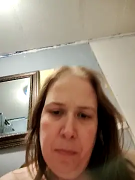 Snapshot of 023thickandjuicy07 chatting on 27, 4, 2026 023thickandjuicy07 online show from 27, 4, 2026