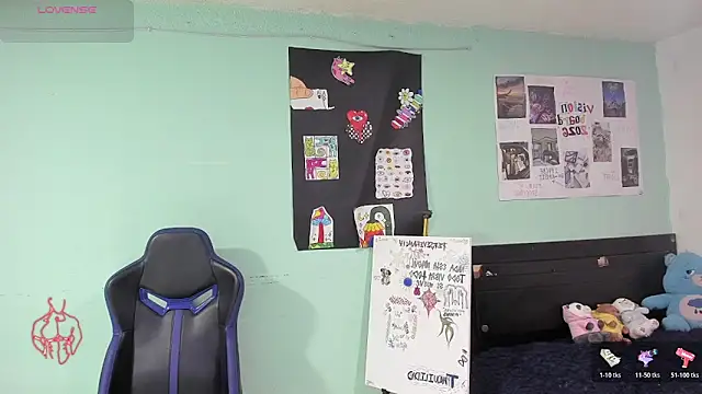 TYLERhHOT2005 online show from 18, 5, 2026