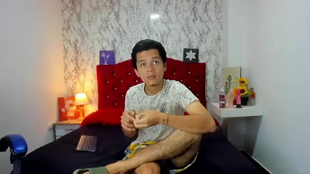 Alejandra and James  online show from 27, 4, 2026